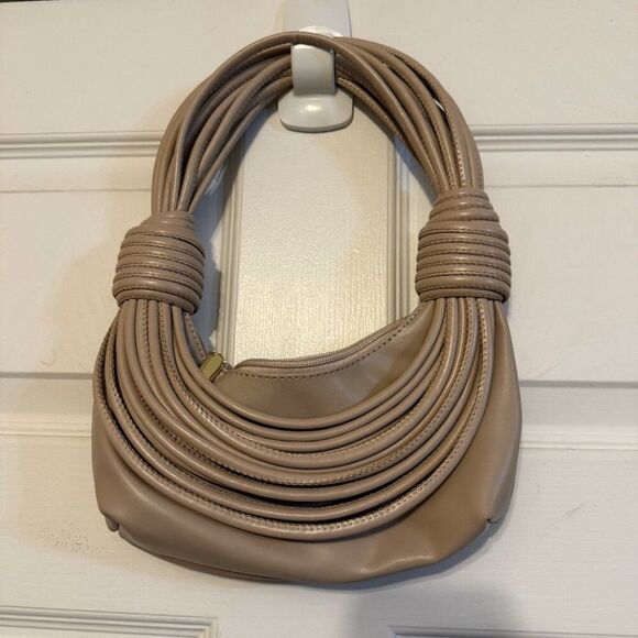 Chic Beige Small String Bag – Unbranded Leather-Like Compact Purse - Picture 2 of 3
